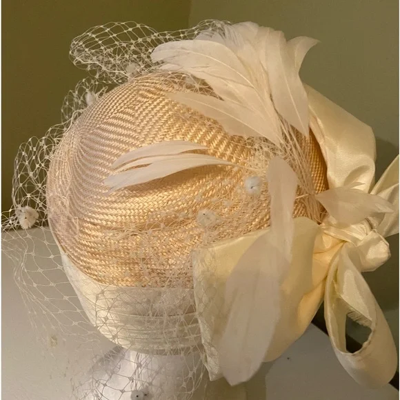 Jean Arlet | Accessories | Really Cute Natural Straw Church  display picture 2